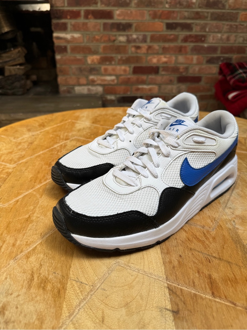 Nike Men’s Air Max SC White and Black Sneakers with Blue Swoosh
